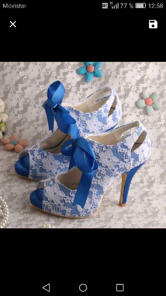  Zapatos blancos o de color? - 1