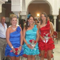 Mis tres hermanas y mis damas de honor