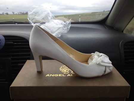 Ya tengo mis zapatos de Angel Alarcon - 1