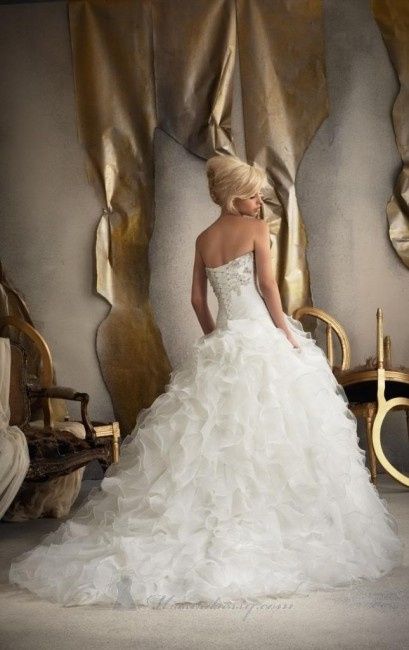 Vestido por detras