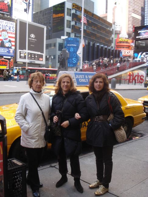 Madre e hijas en NY