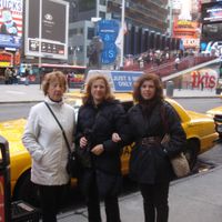 Madre e hijas en NY
