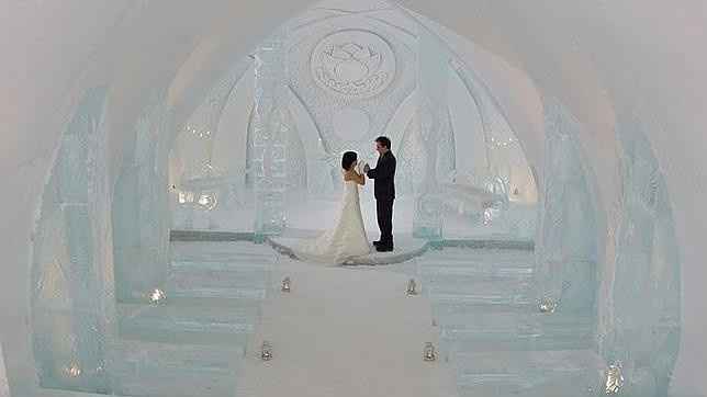 Frozen Wedding