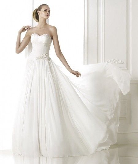 Avance novia. FASHION 2015 Pronovias