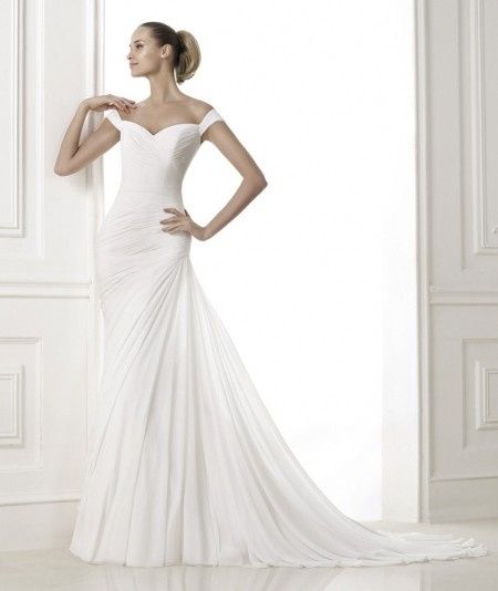 Avance novia. FASHION 2015 Pronovias