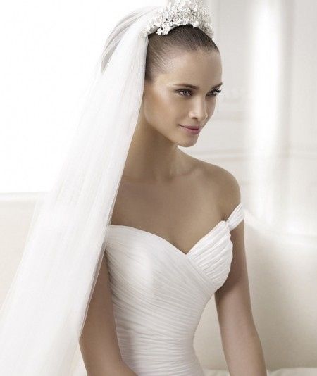 Avance novia. FASHION 2015 Pronovias