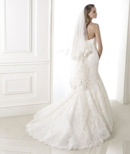 Avance novia. FASHION 2015 Pronovias