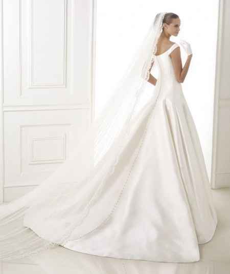 Avance novia. COSTURA 2015 pronovias