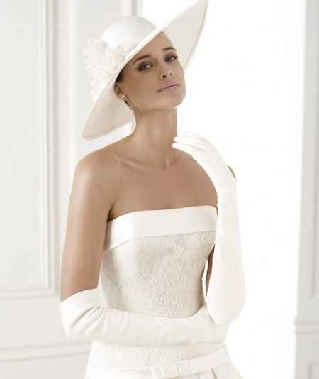 Avance novia. COSTURA 2015 pronovias