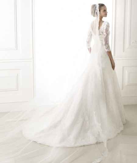 Avance novia. COSTURA 2015 pronovias