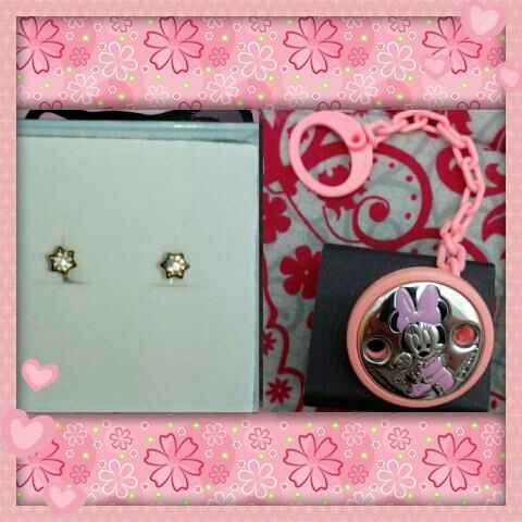 Pendientes y chupetero