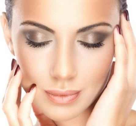 Maquillaje y peluqueria ¿quién? - 1