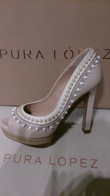 mis zapatos de pura lopez