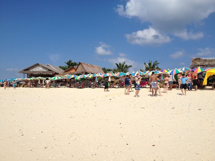 Playa la isla de Khai en Phi Phi Don