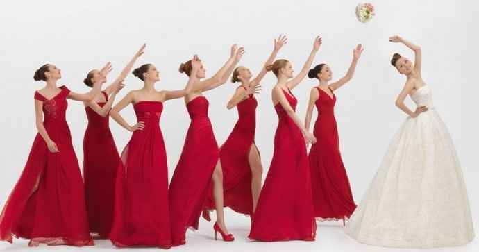 Damas de honor Rosa Clara en rojo