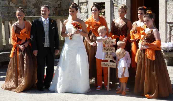 Con mis damas de honor y pajes