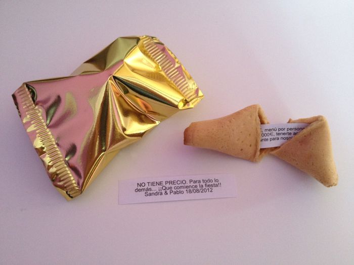 Galletas chinas de la suerte con mensaje para nuestros los invitados