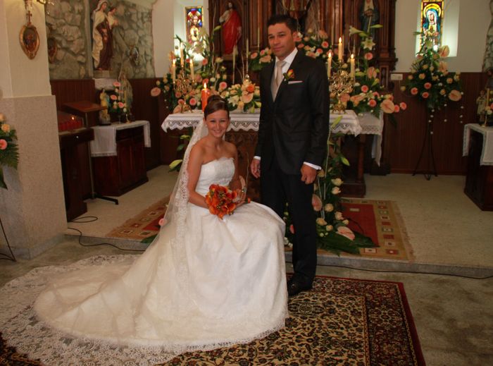 Nuestra primera foto de casados