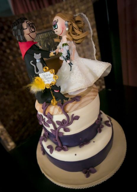 Tarta y muñecos