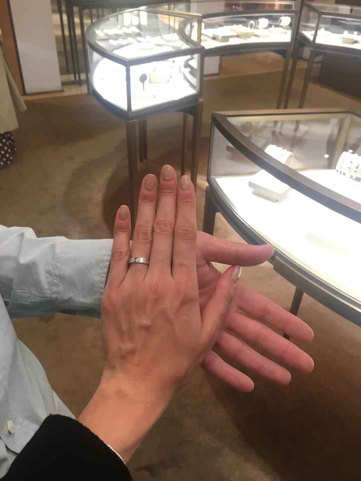 Chicas! Me enseñáis vuestros anillos? - 1