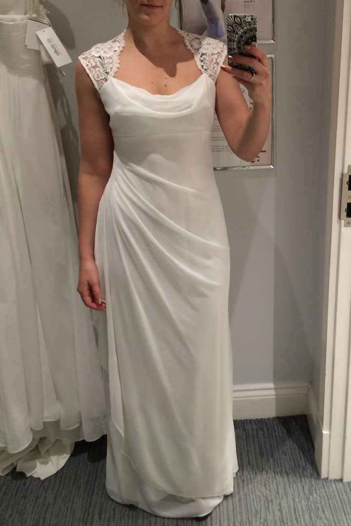 Vestido por delante