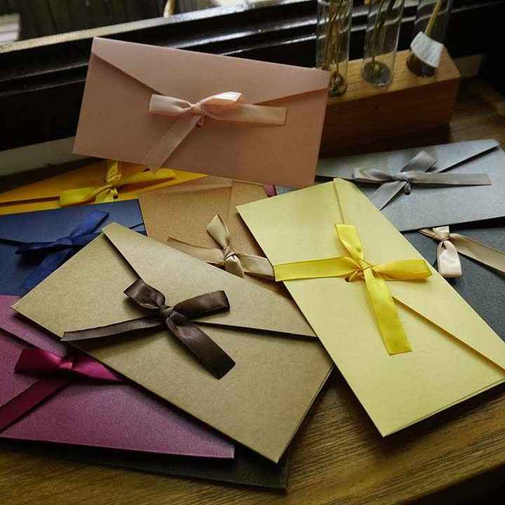 Cómo decorar los sobres de las invitaciones - 6