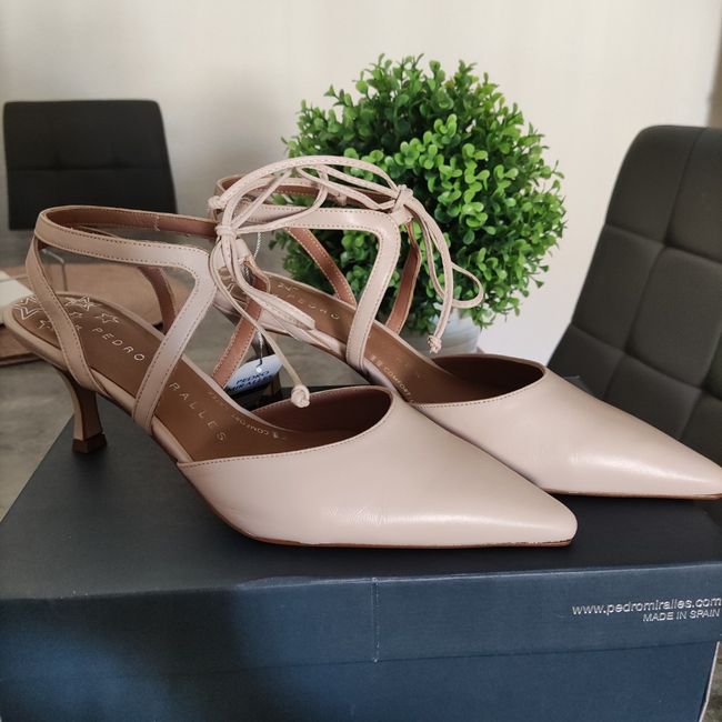 Si estos zapatos llaman a tu puerta... ¿Te los pondrías para la boda? 🤔 1