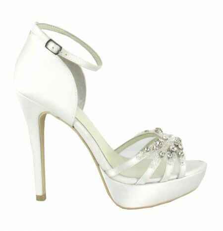 Alguien se ha comprado estos zapatos?? - 1