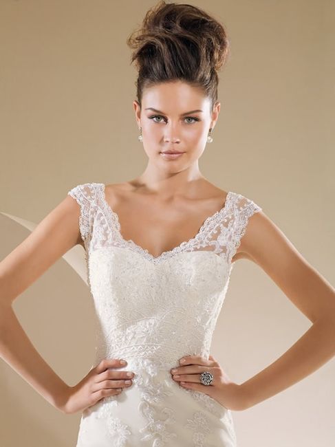 VESTIDO CERCA