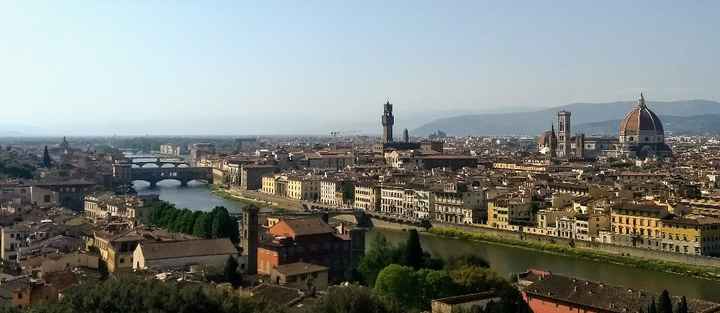 Ayuda pedida Florencia - 1