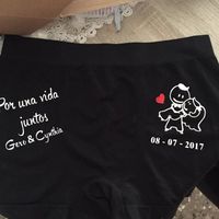 Que le regaló el día de la boda? - 1