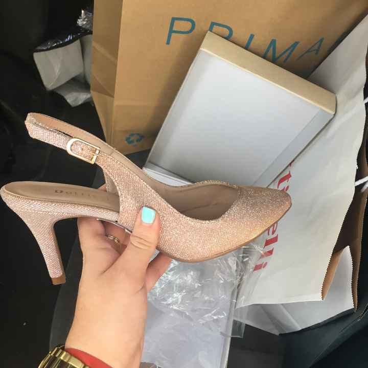  Sandalias rosas - 2