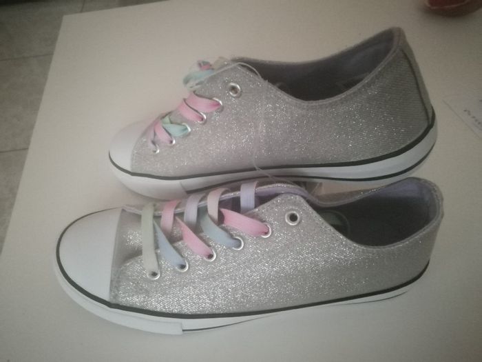 Zapatillas muy 'toscas' para novia? - 1
