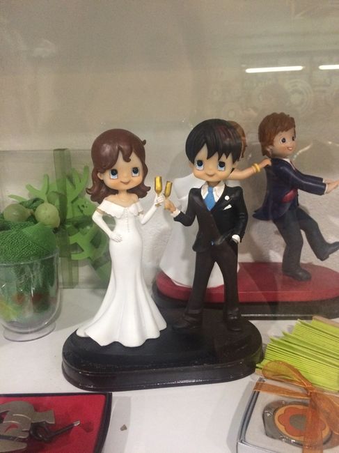 Figuras de tarta: novia morena y con flequillo ¿no hay? - 2