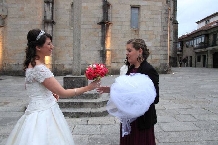 ¿ramo de novia se entrega o se tira? - 1