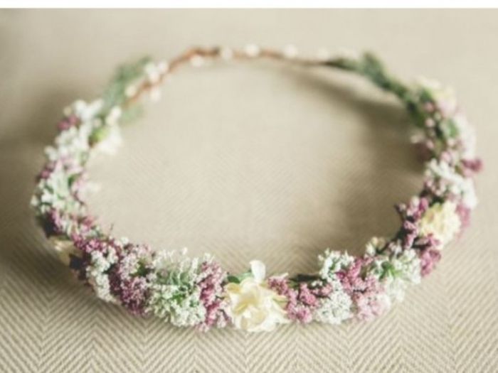 Ramo y tocado de flores no porcelana 6