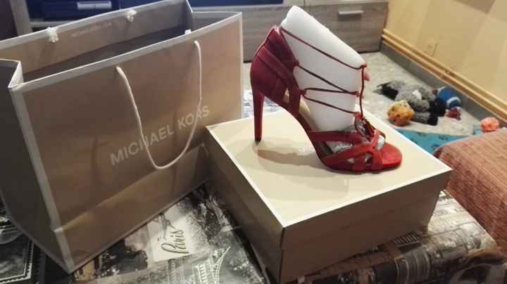 Zapatos Rojos - 1