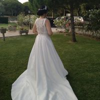 La espalda de tu vestido es... - 1