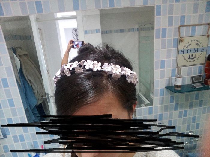 Corona de porcelana fría a juego con mi tocado