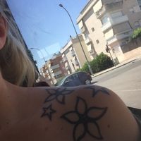 Tatuaje en el hombro - 1