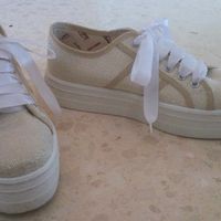 Yo me las puse para la barra libre. Son de la marca Victoria y doradas, como mis zapatos de novia