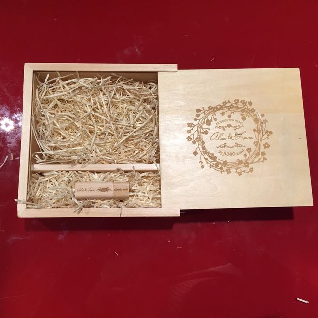 Cajas con la viruta y el PEN