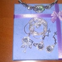 Pendientes, Colgante y Pulsera I.