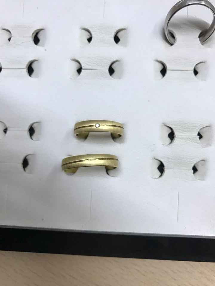 Cómo son sus alianzas de boda? - 1