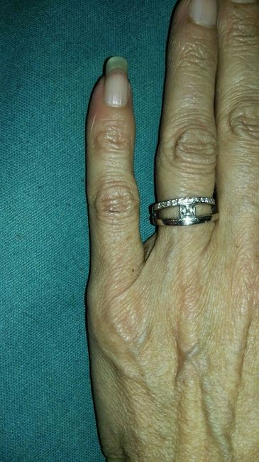 ¿Con piedra o sin?: El anillo de compromiso - 2