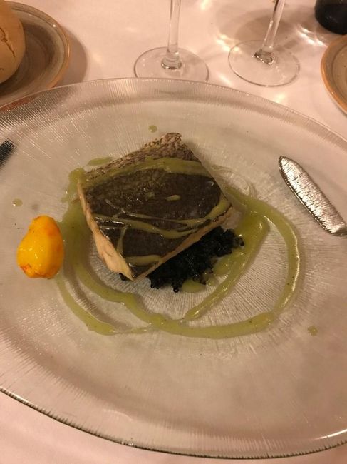PESCADO - Corvina con cremoso de arroz y patatas al azafrán
