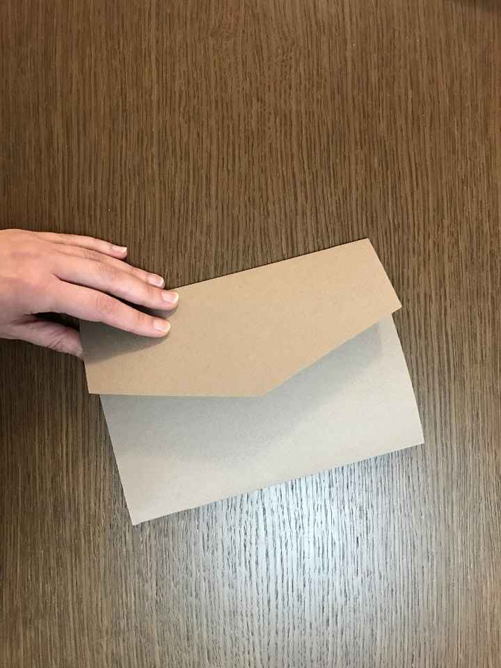 invitación sin la banda de cierre