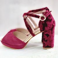 ¡Sí quiero unas sandalias rojas para mi look nupcial! ❤️ - 1