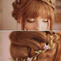 O me hago un recogido con trenzas y decoraciones, que creo que este seria el único que aceptaría por