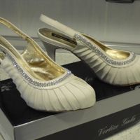 Mis zapatos de novia!!